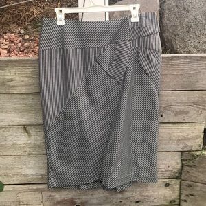 Worthington pencil flair skirt with bow detail